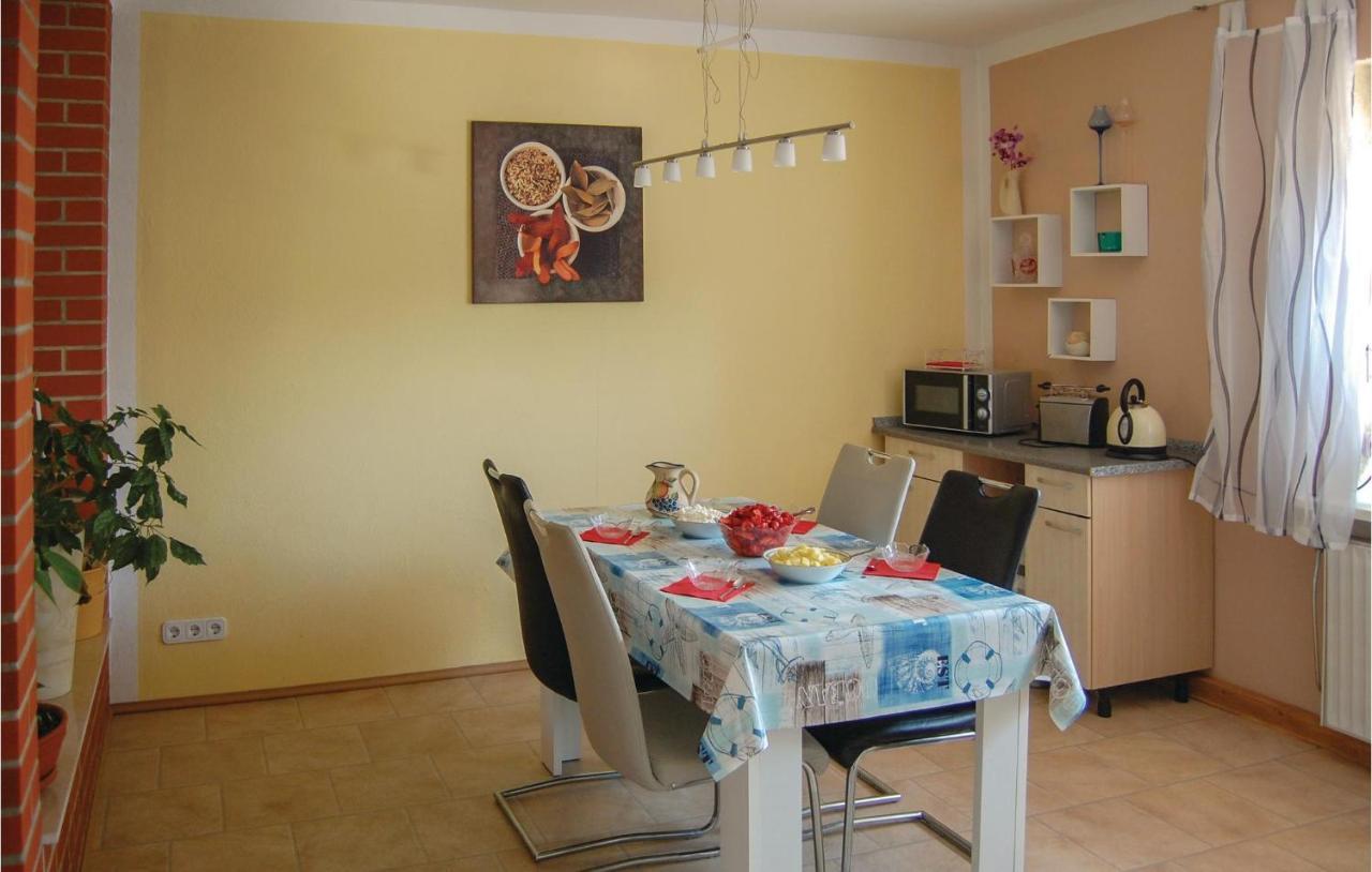 Awesome Apartment In Rostock With Wifi Esterno foto